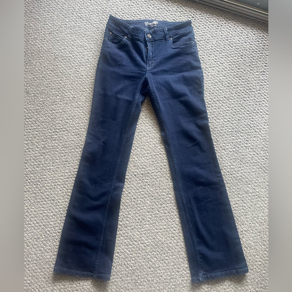 Wrangler Mid Rise Boot cut - Picture 2 of 8